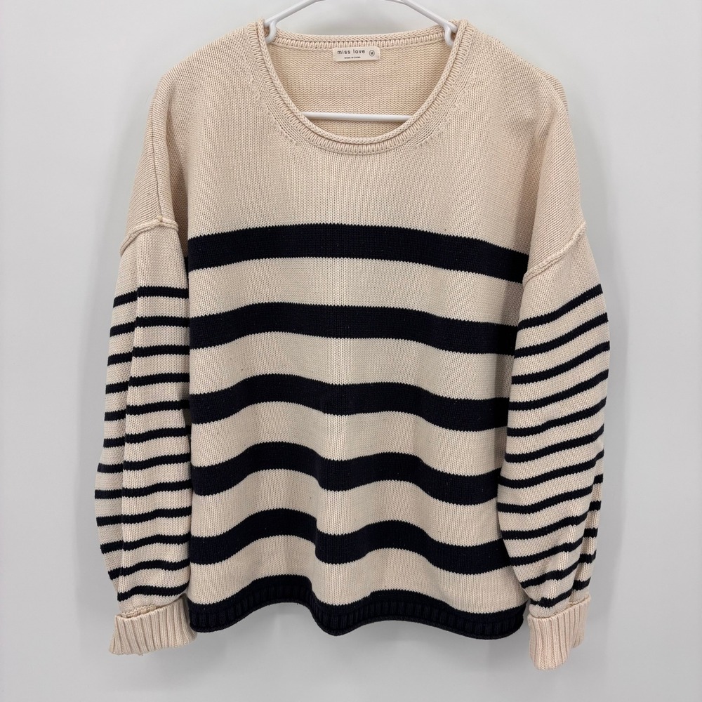 Miss Love Striped Sweater Womens Medium Cream Navy Blue Excellent Relaxed Knit